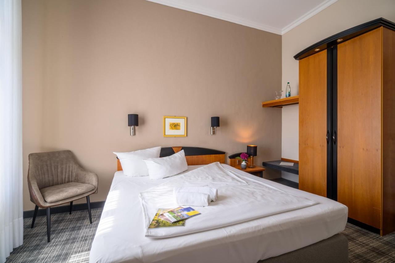 Sax Imperial Hotel Дрезден Екстериор снимка