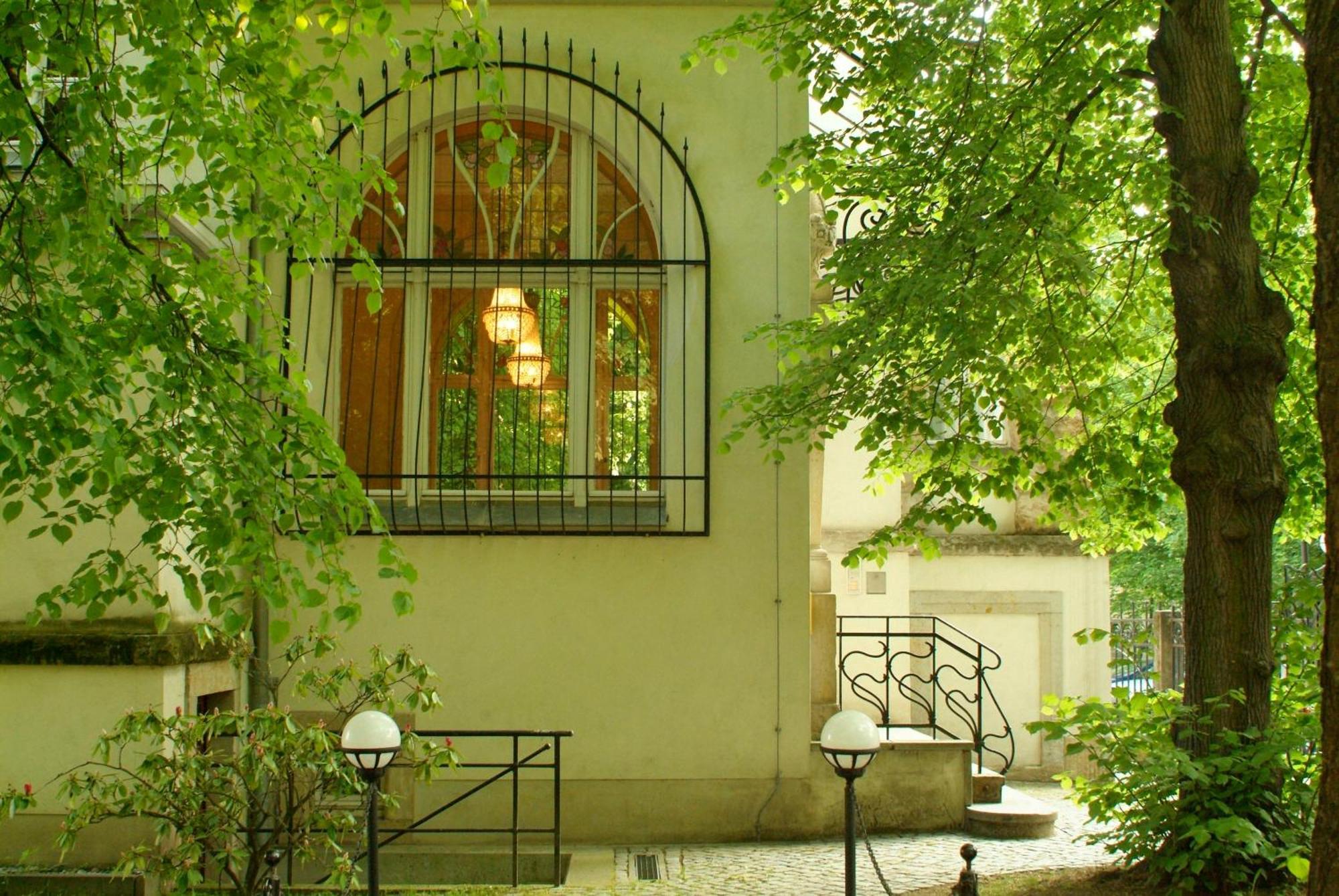 Sax Imperial Hotel Дрезден Екстериор снимка