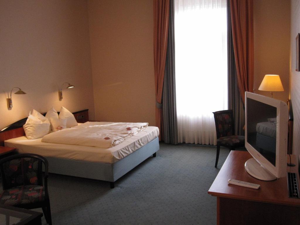 Sax Imperial Hotel Дрезден Стая снимка